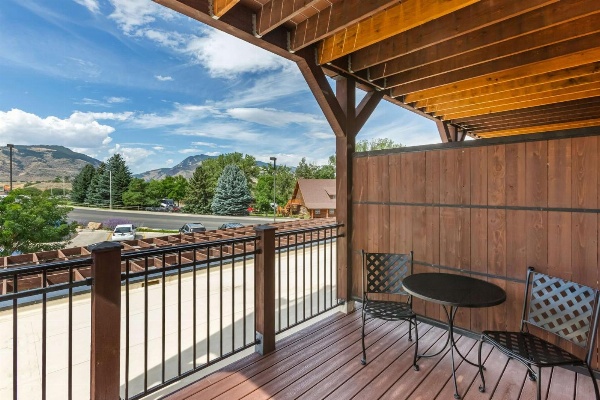 Best Western Premier Ivy Inn & Suites image 4